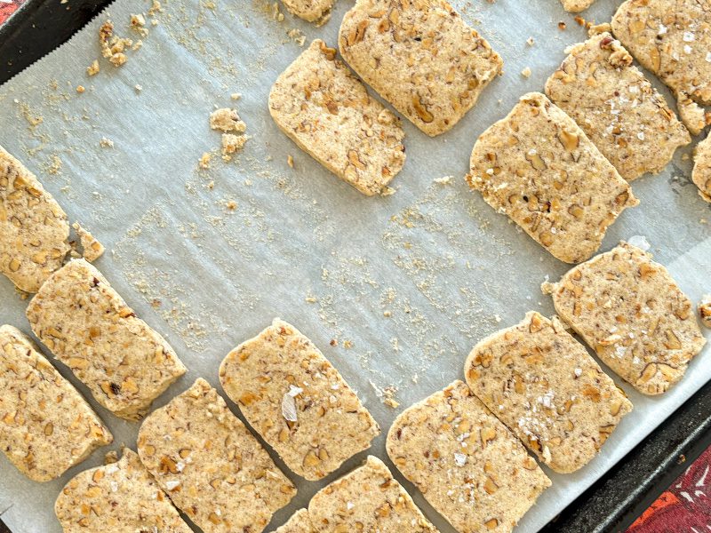 browned butter pecan shortbread cookies that melt in your mouth